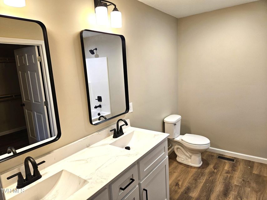 Photo #13: 140 Devils Nose Road