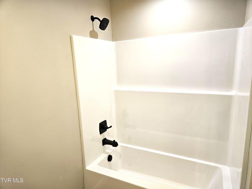 Photo #14: 140 Devils Nose Road