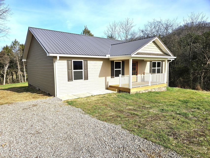 Photo #17: 140 Devils Nose Road