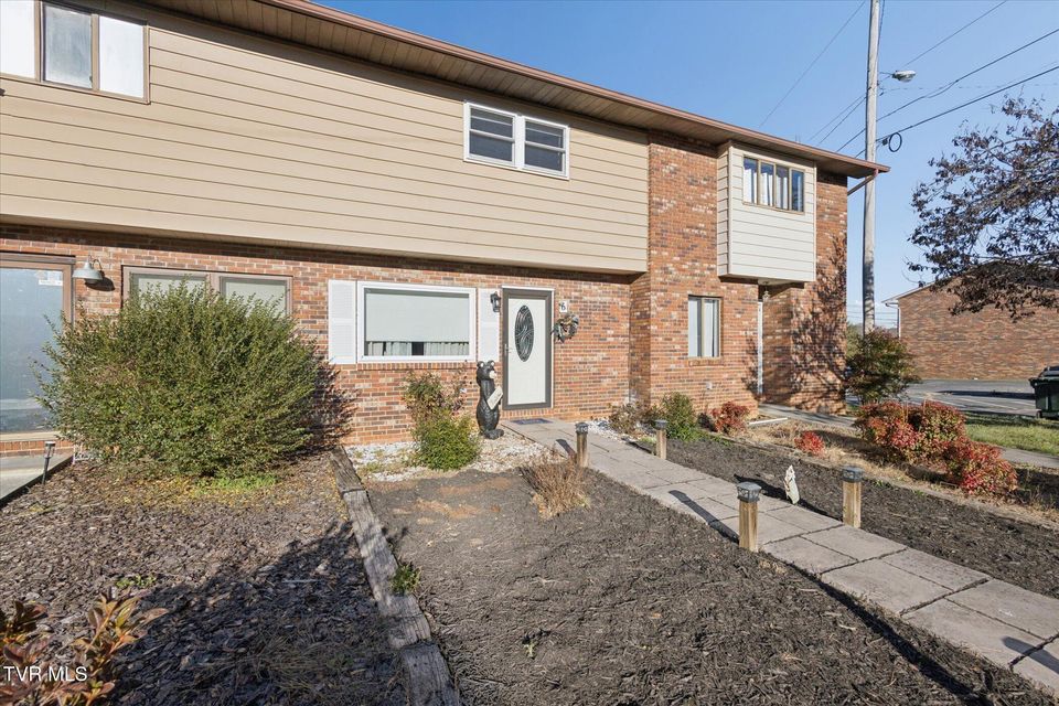 Photo #2: 114 Colt Lane