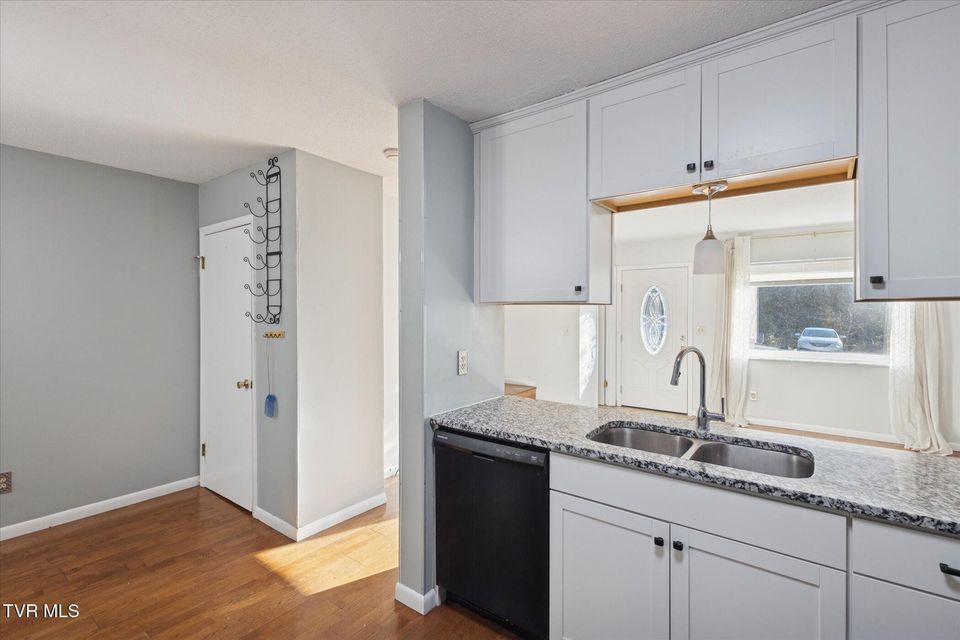 Photo #12: 114 Colt Lane