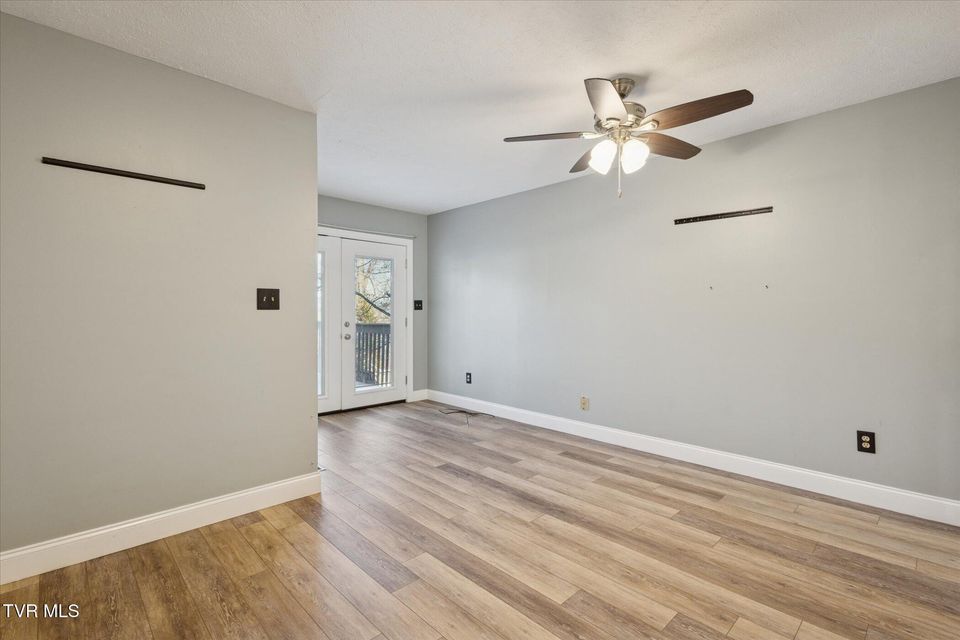 Photo #16: 114 Colt Lane