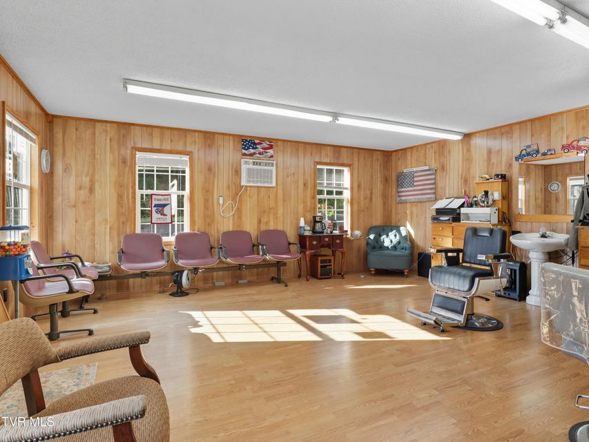 Photo #6: 620 Carolina Avenue