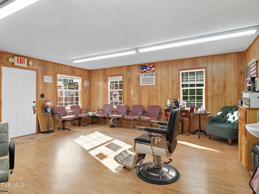 Photo #9: 620 Carolina Avenue