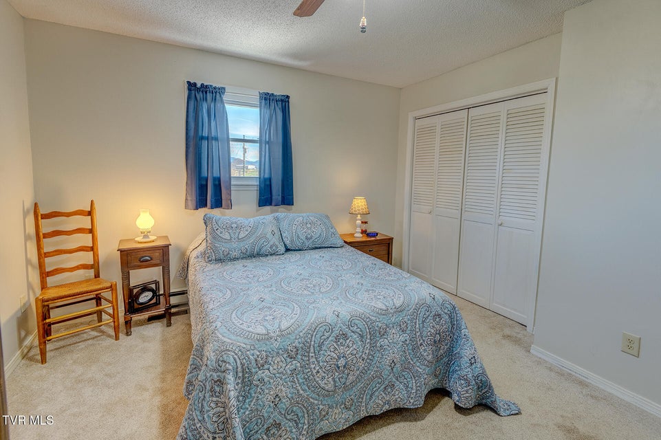 Photo #37: 4120 Allens Bridge Road