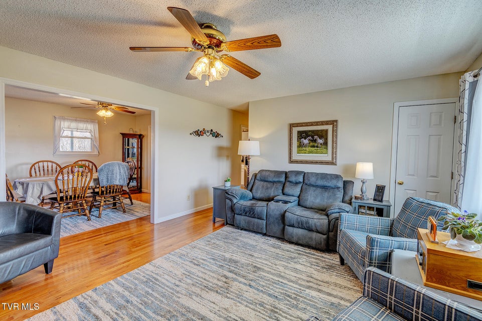 Photo #31: 4120 Allens Bridge Road