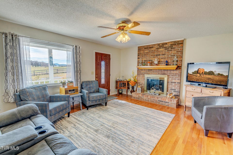 Photo #30: 4120 Allens Bridge Road