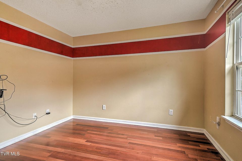 Photo #15: 104 Saint James Place