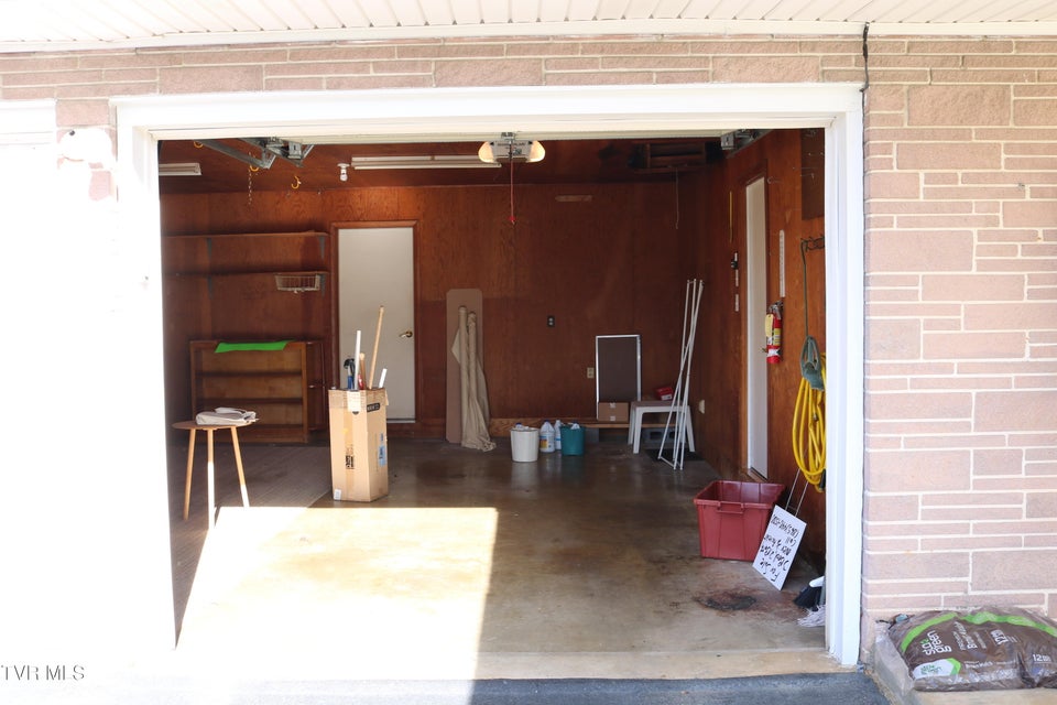 Photo #3: 208 Brown Avenue