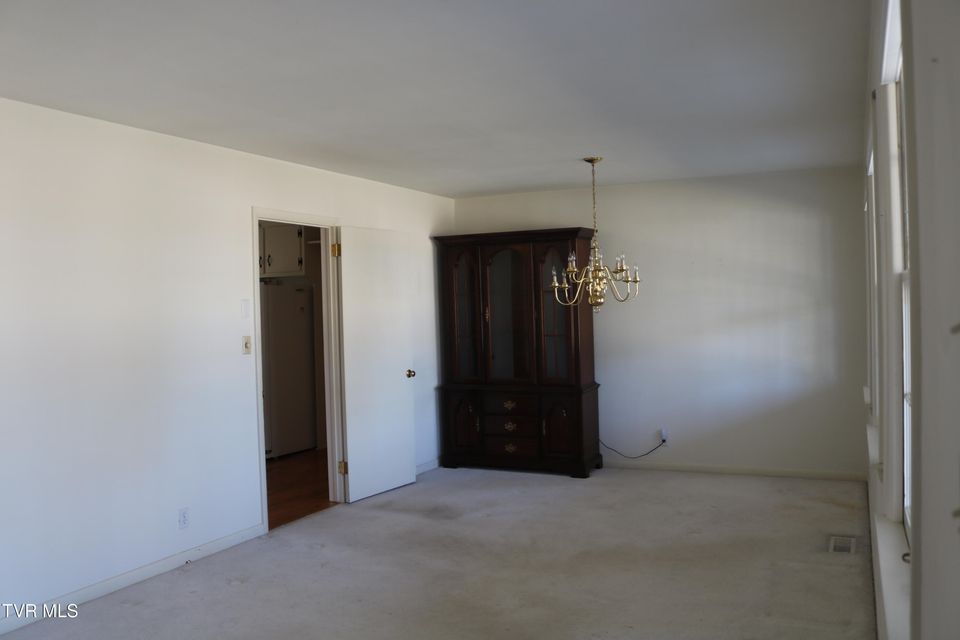 Photo #9: 208 Brown Avenue