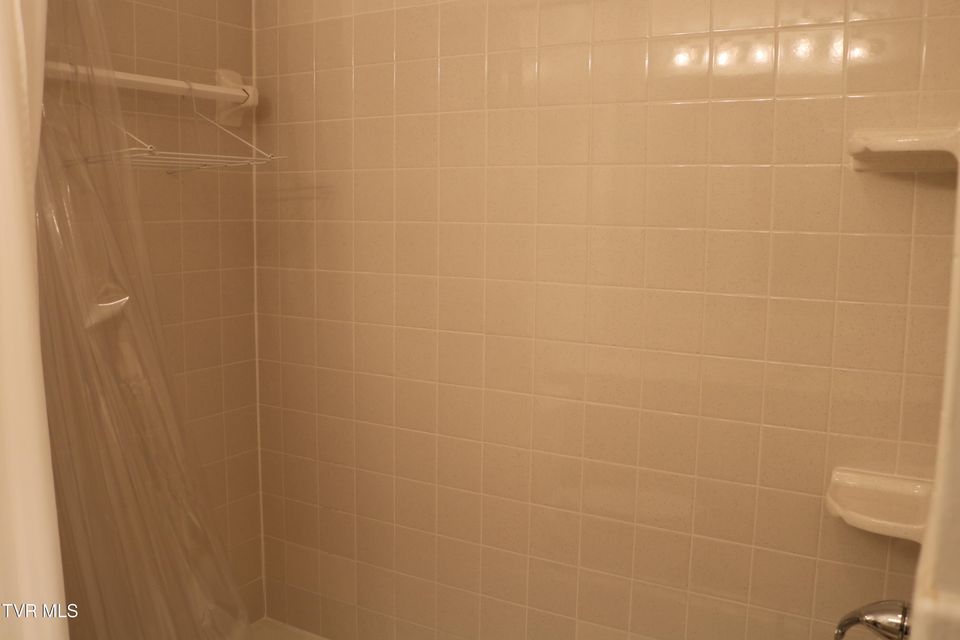 Photo #18: 208 Brown Avenue