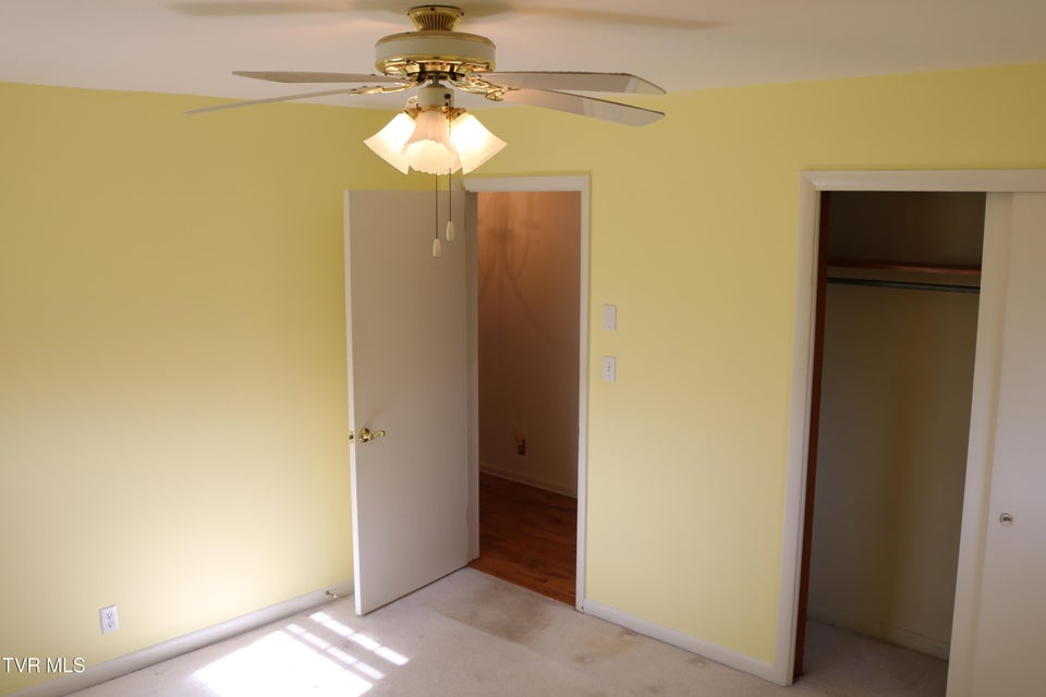 Photo #19: 208 Brown Avenue