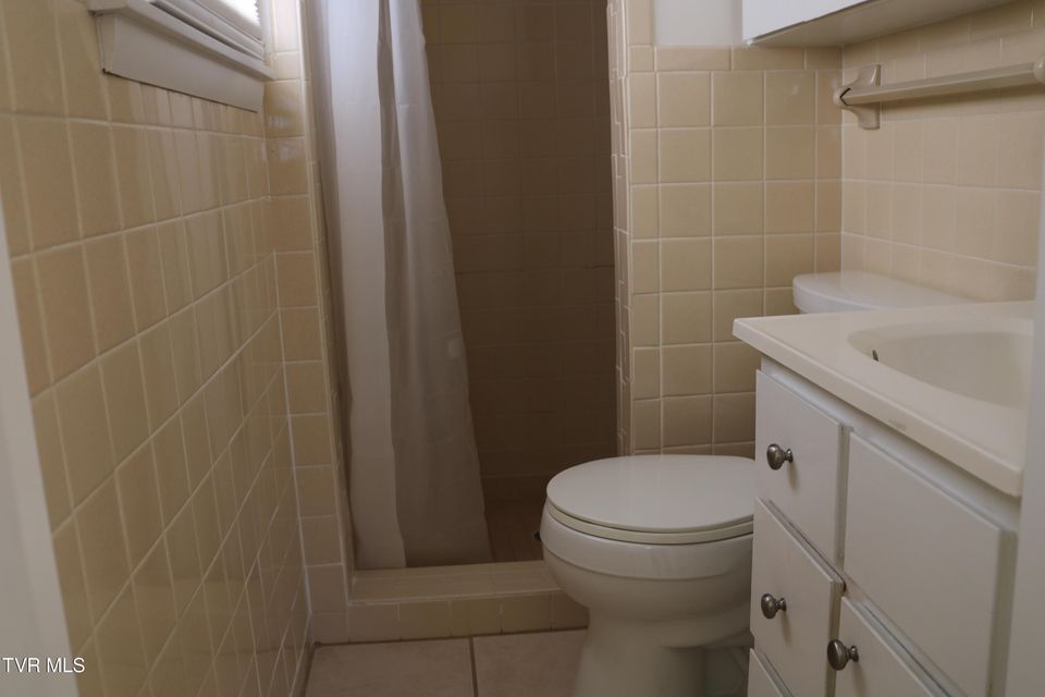 Photo #21: 208 Brown Avenue