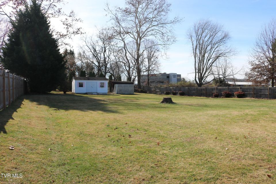 Photo #25: 208 Brown Avenue