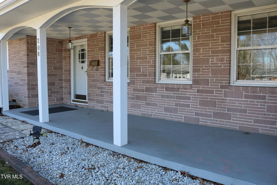 Photo #33: 208 Brown Avenue