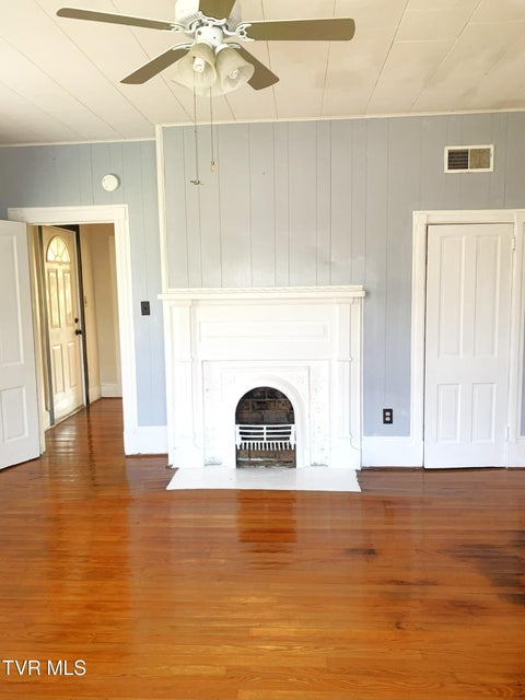 Photo #11: 160 Fox Glen Road