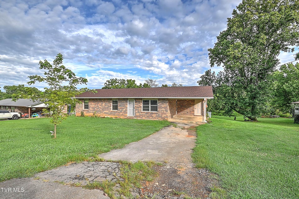 Photo #2: 118 Meadowview Lane