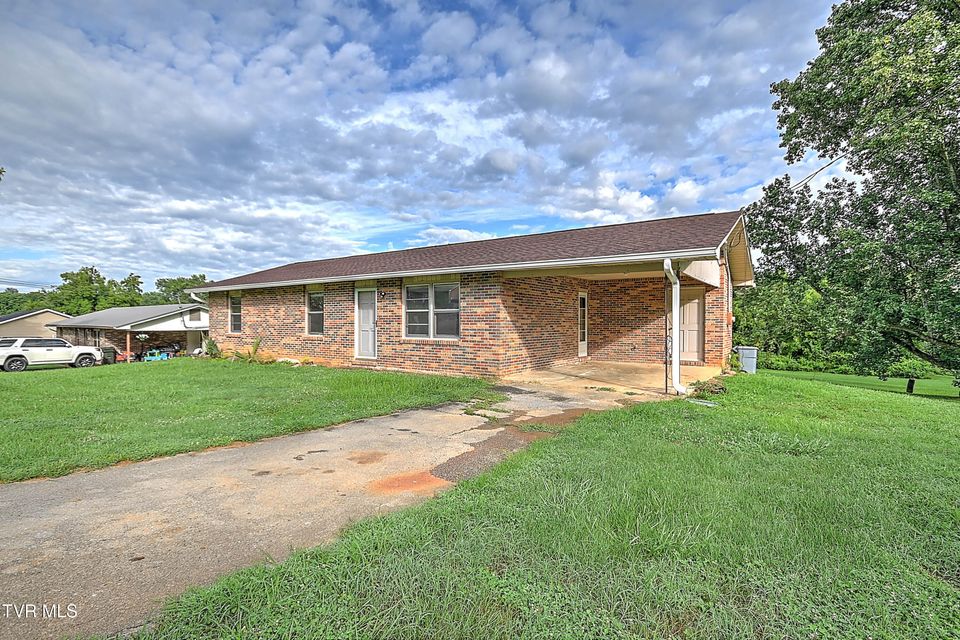 Photo #5: 118 Meadowview Lane