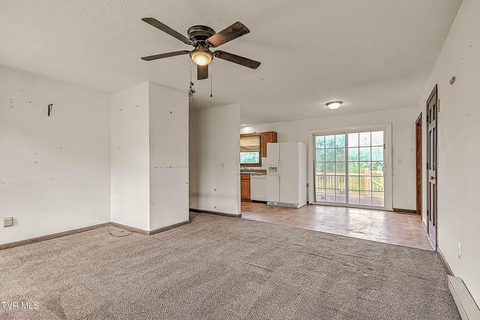 Photo #9: 118 Meadowview Lane