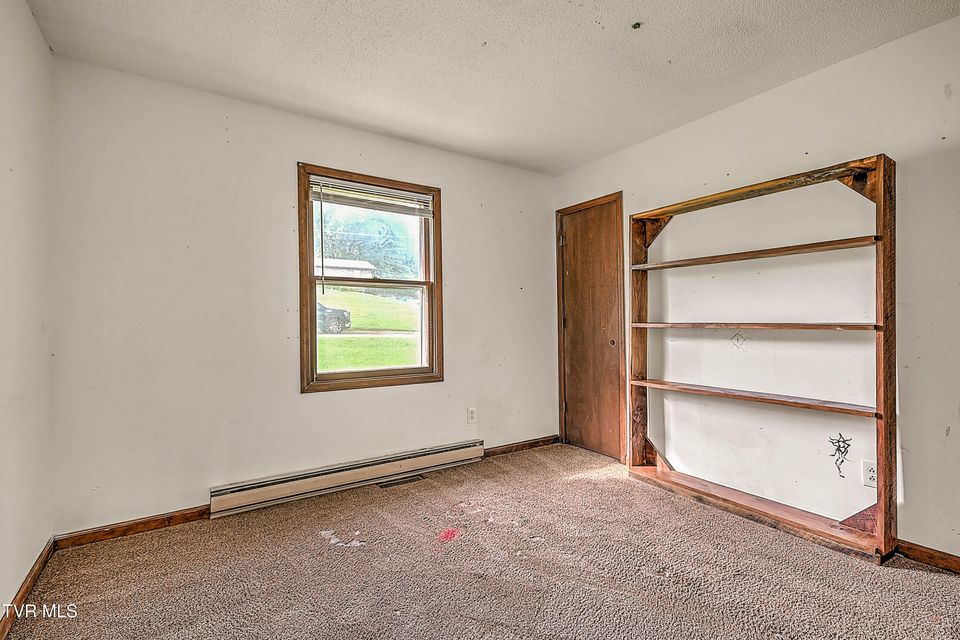 Photo #27: 118 Meadowview Lane