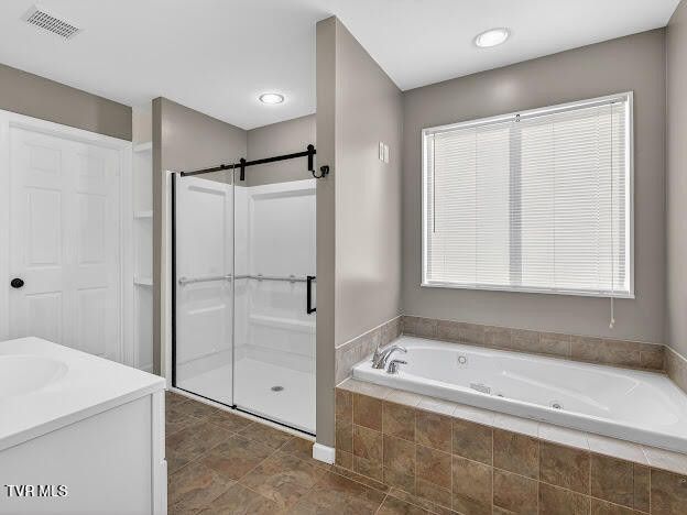 Photo #32: 2701 Broad Street