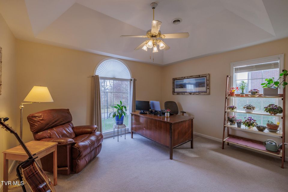 Photo #33: 620 Glen Oaks Place