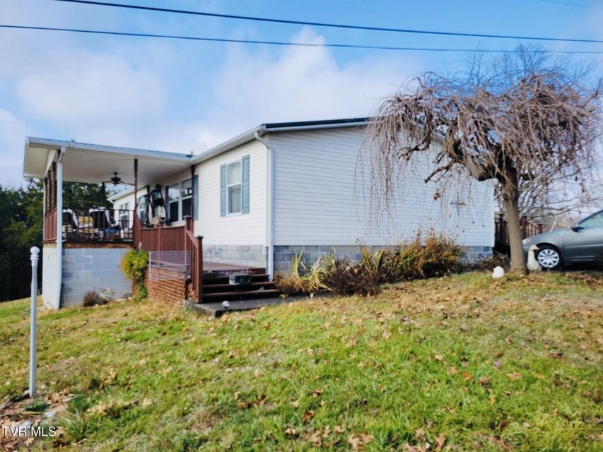 Photo #4: 490 Courthouse Drive