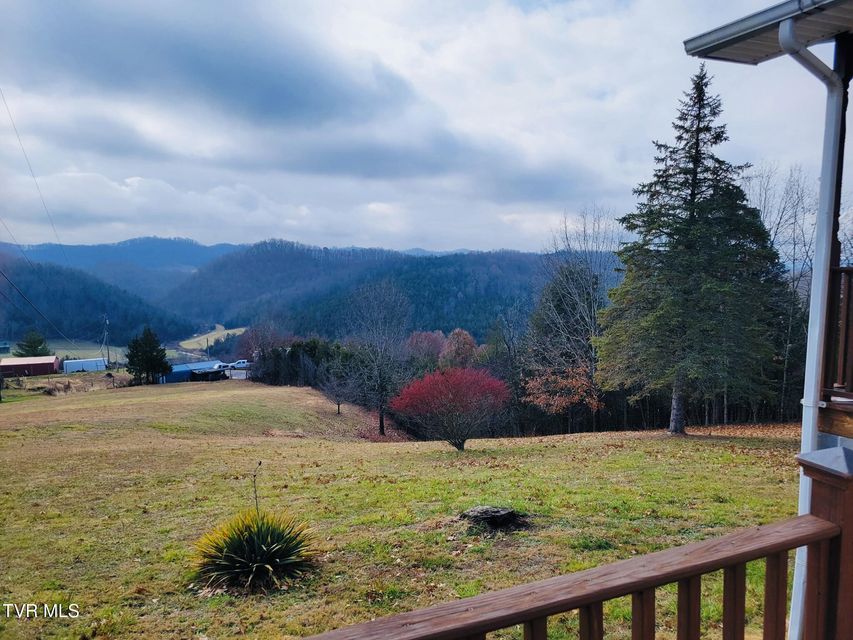 Photo #5: 490 Courthouse Drive