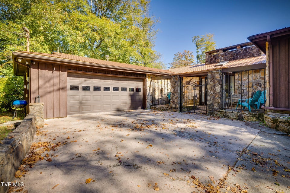 Photo #7: 154 Salvage Lane