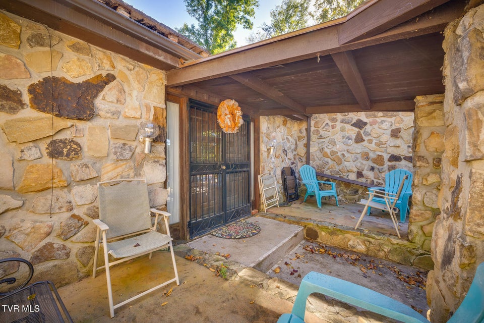 Photo #15: 154 Salvage Lane