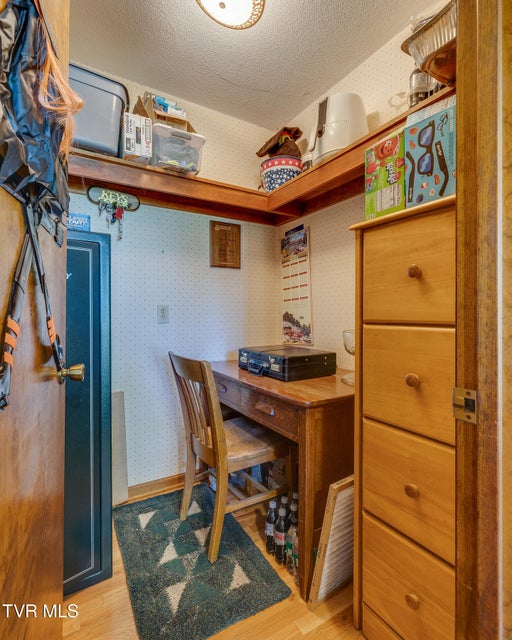 Photo #43: 154 Salvage Lane