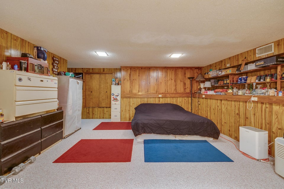 Photo #58: 154 Salvage Lane