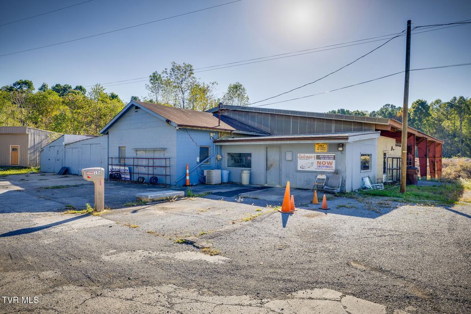 Photo #4: 154 Salvage Lane