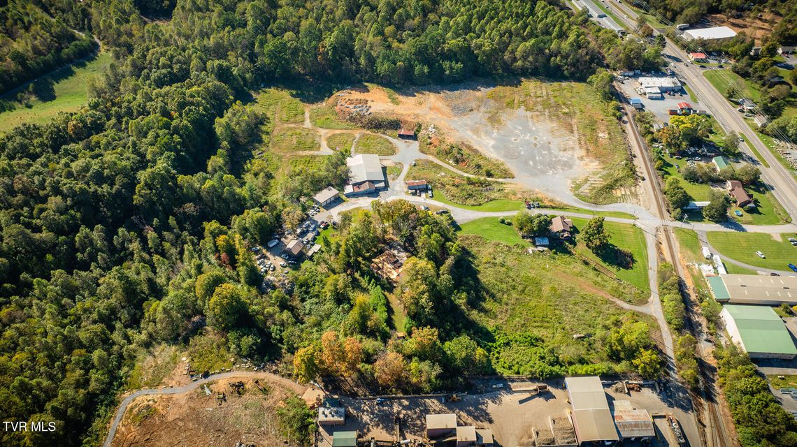 Photo #13: 154 Salvage Lane