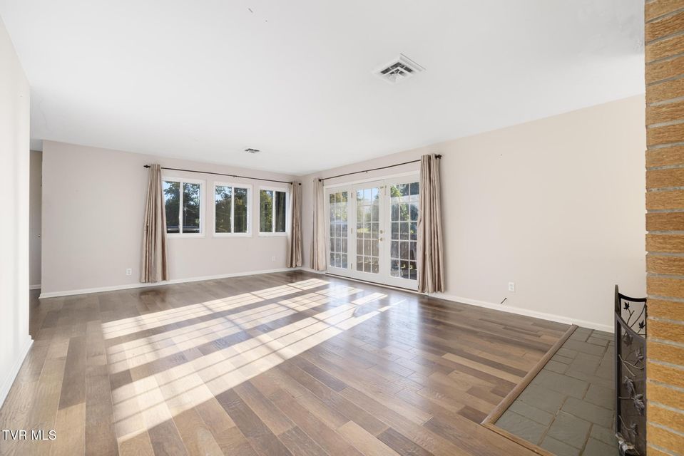 Photo #13: 317 Simmons Avenue