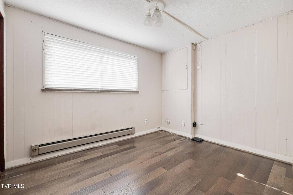 Photo #44: 317 Simmons Avenue