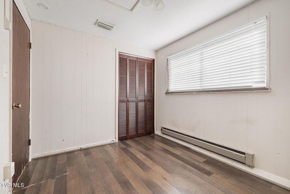 Photo #45: 317 Simmons Avenue