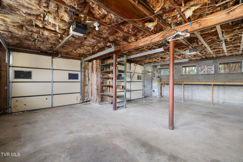 Photo #47: 317 Simmons Avenue