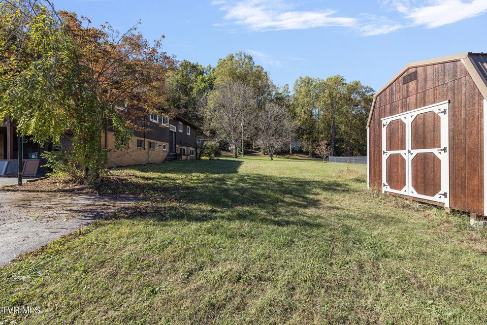 Photo #50: 317 Simmons Avenue