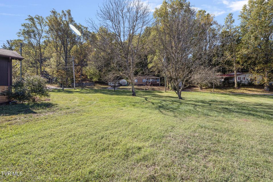 Photo #52: 317 Simmons Avenue