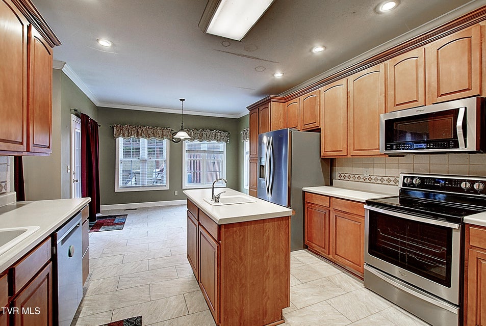 Photo #15: 1000 Quail Run