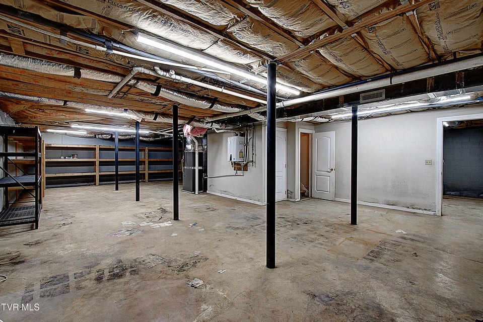 Photo #34: 1000 Quail Run