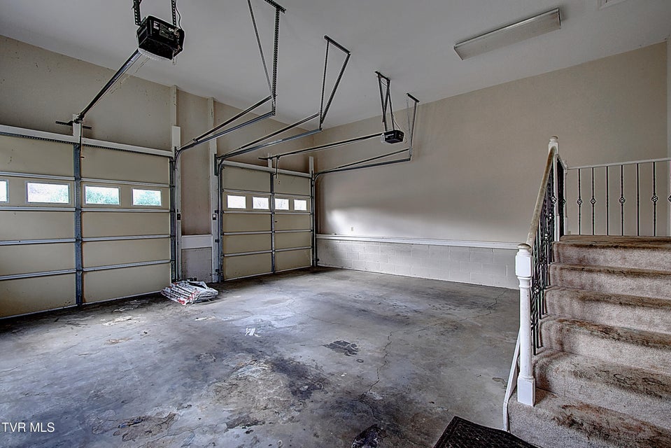 Photo #39: 1000 Quail Run