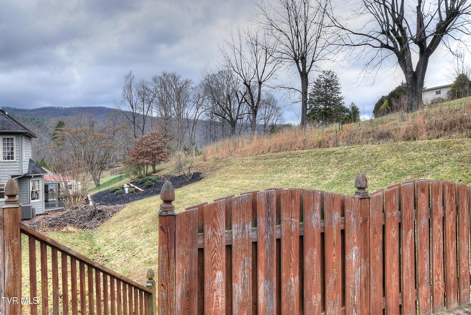 Photo #46: 1000 Quail Run