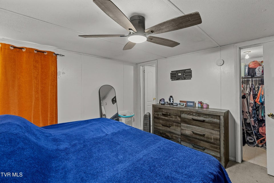 Photo #27: 341 Shumate Drive