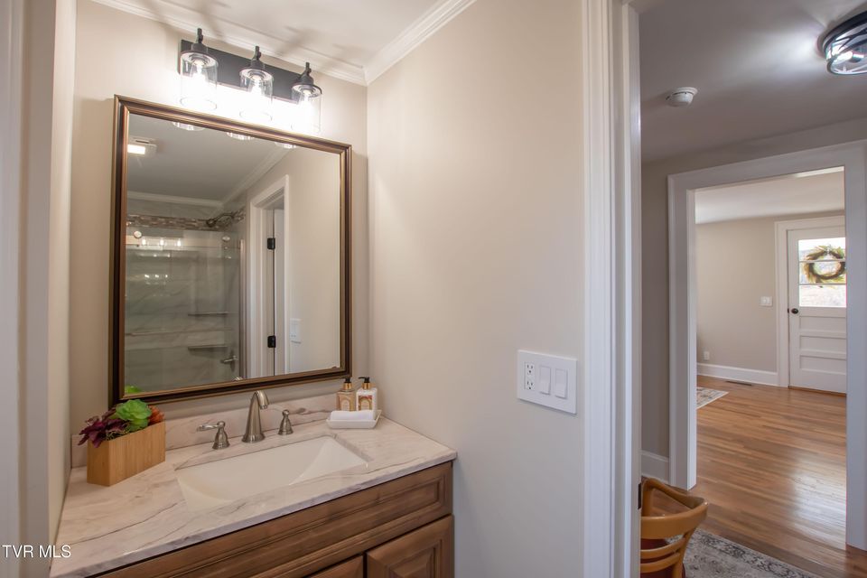 Photo #23: 2111 Island Road