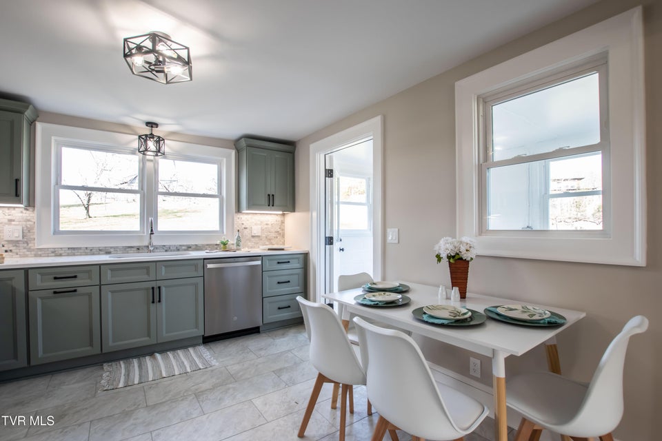 Photo #11: 2111 Island Road