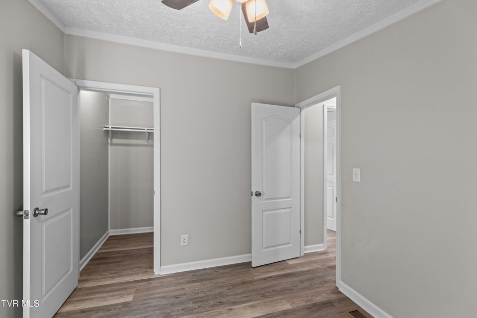 Photo #23: 120 Hensley Loop 