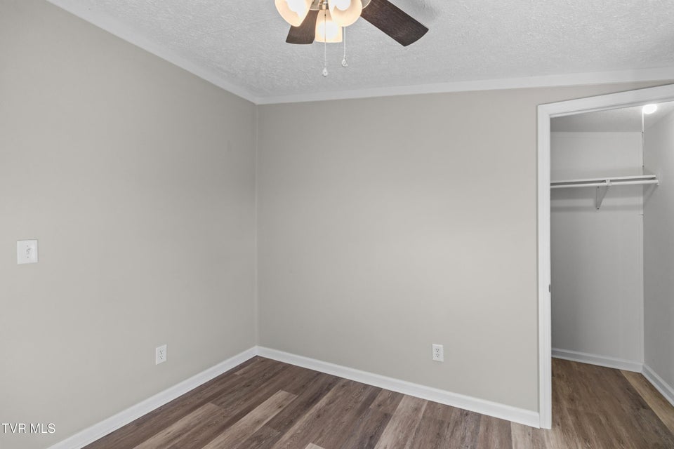 Photo #24: 120 Hensley Loop 