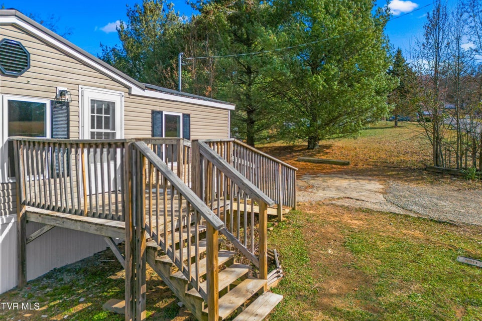 Photo #28: 120 Hensley Loop 